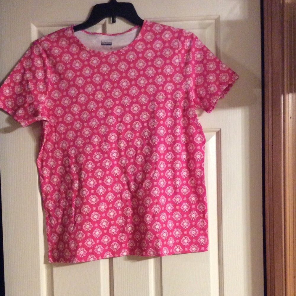 Women's large pink flowery shirt
